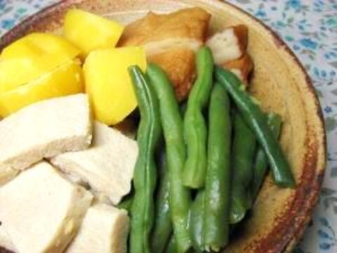 いんげんと凍み豆腐の煮物